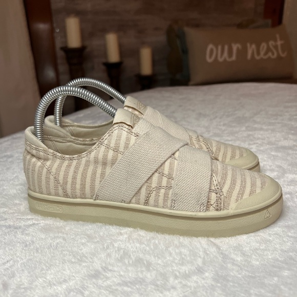 KEEN “Elsa” Tan Striped Slip On Sneaker 6.5 - Picture 12 of 16